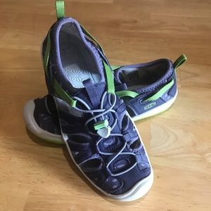 KEEN Youth girl Moxie Purple/sage Hiking Sandal